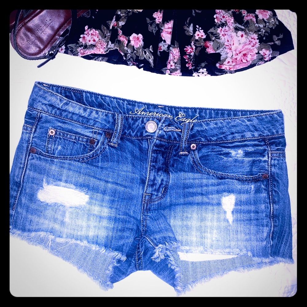 Cut off shorts